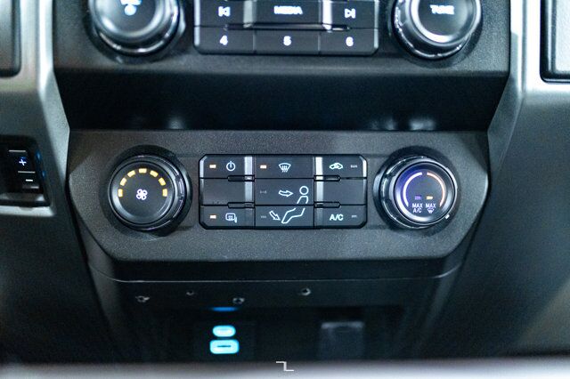 2020 Ford F-550 4x4 Crew Cab XLT Deck Dually BCam Red Deer AB