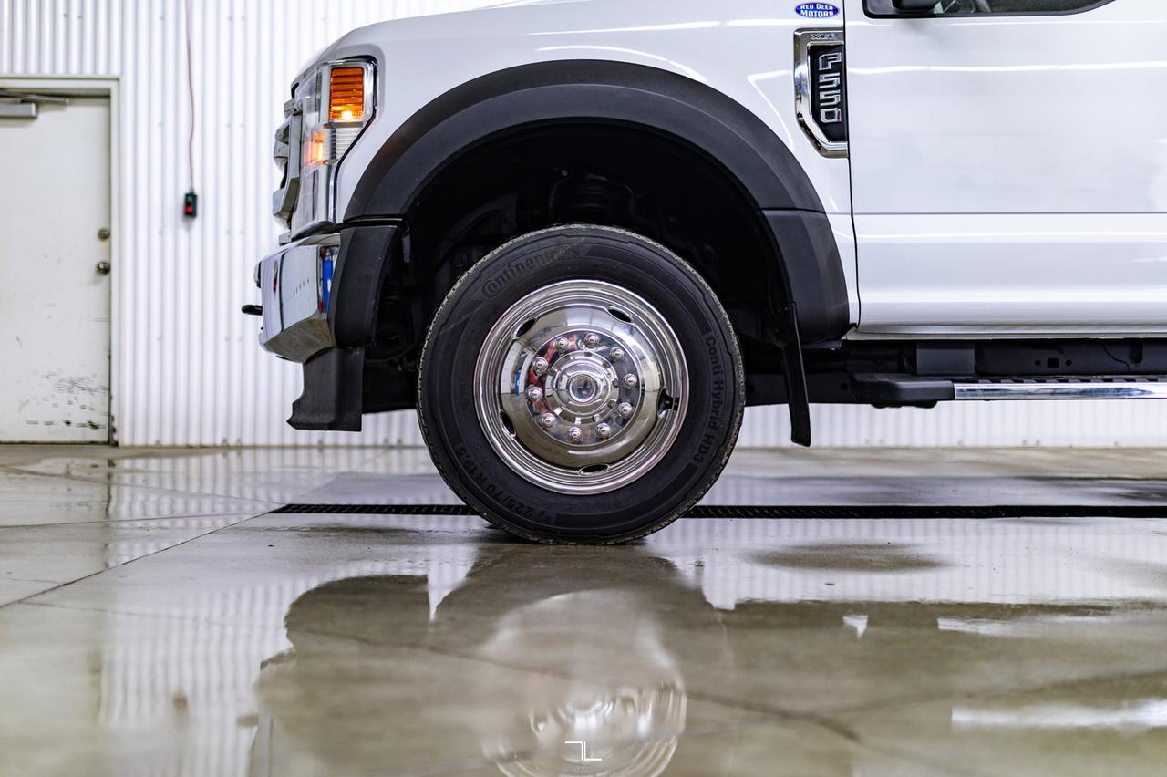 2020 Ford F-550 4x4 Crew Cab XLT Deck Dually Red Deer AB