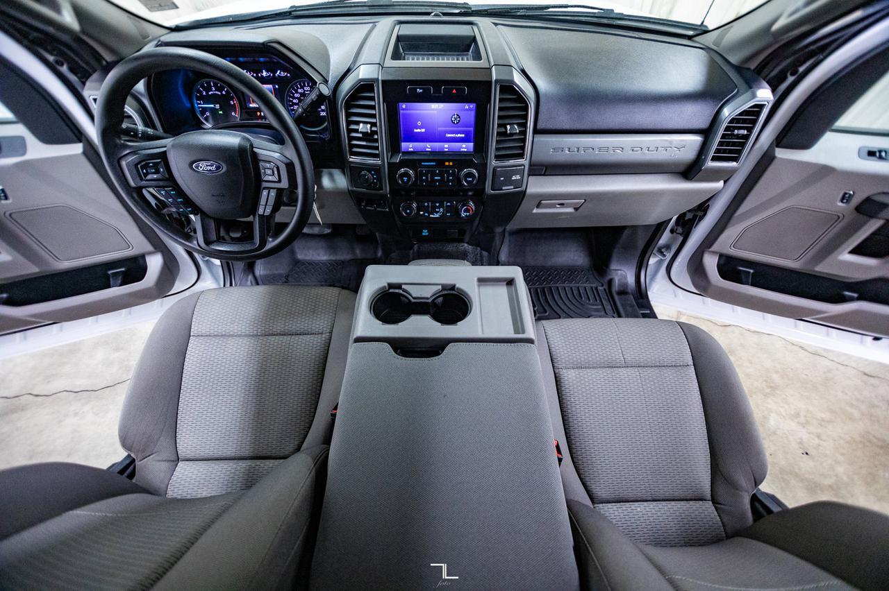 2020 Ford F-550 4x4 Crew Cab XLT Deck Dually Red Deer AB