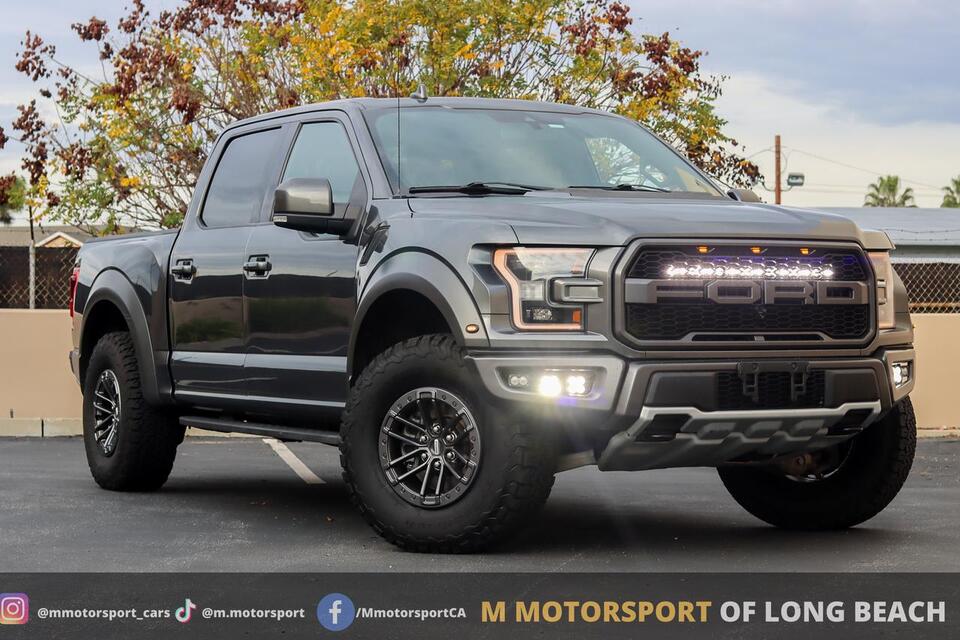 2020_Ford_F150 SuperCrew Cab_Raptor Pickup 4D 5 1/2 ft_ Long Beach CA