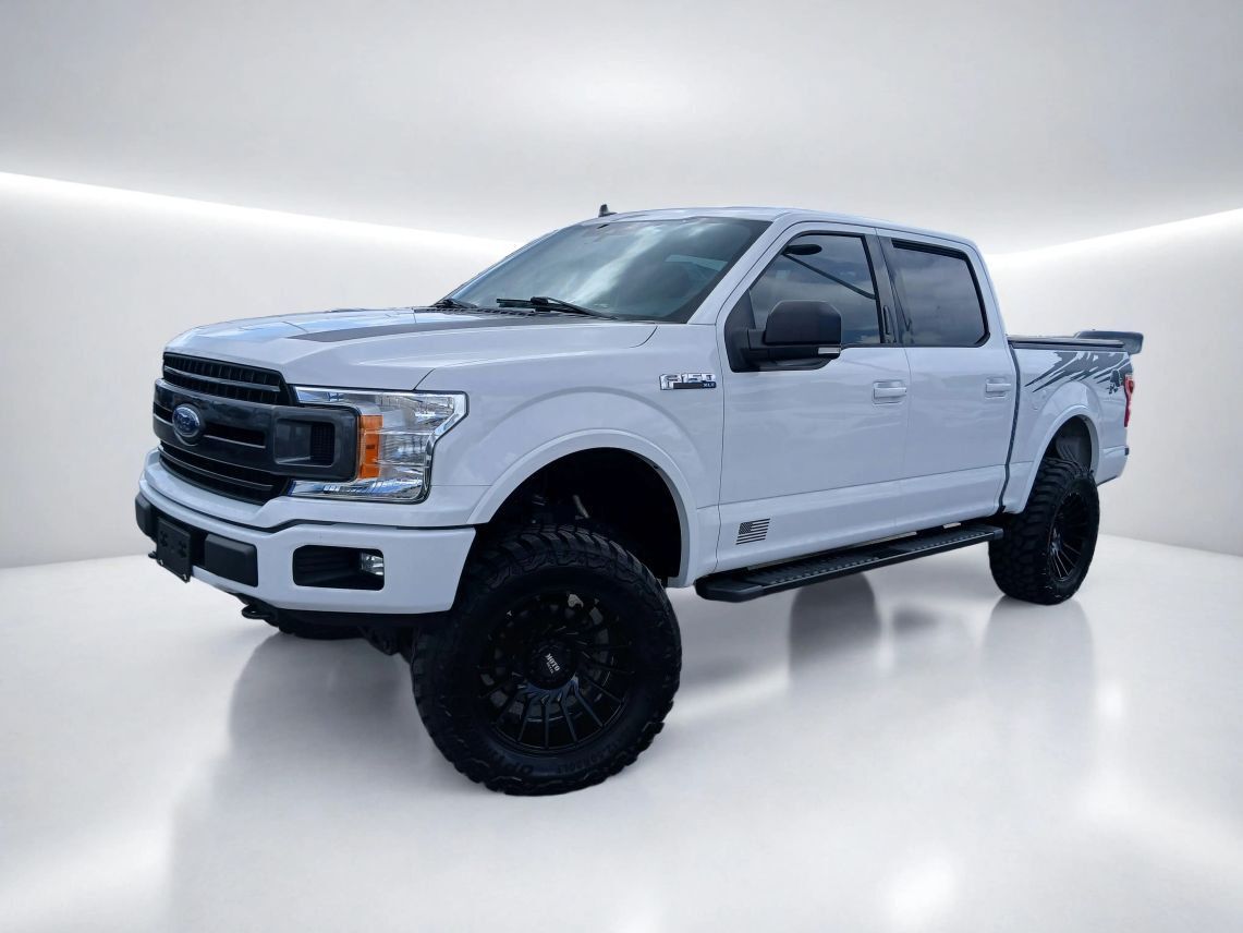 2020 Ford F150 SuperCrew Cab XLT Pickup 4D 5 1/2 ft