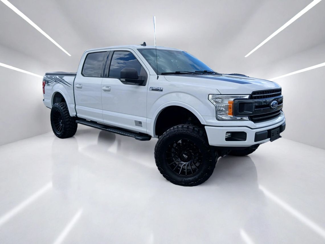 2020 Ford F150 SuperCrew Cab XLT Pickup 4D 5 1/2 ft