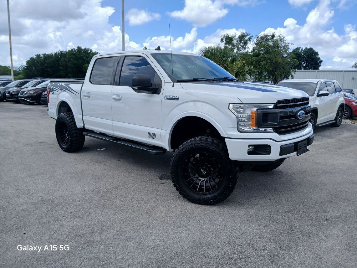 2020 Ford F150 SuperCrew Cab XLT Pickup 4D 5 1/2 ft