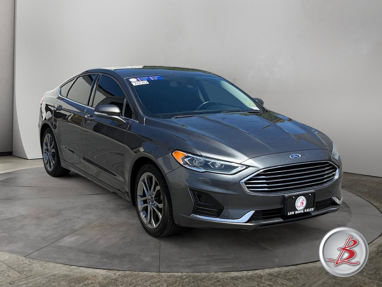 2020 Ford FUSION SEL