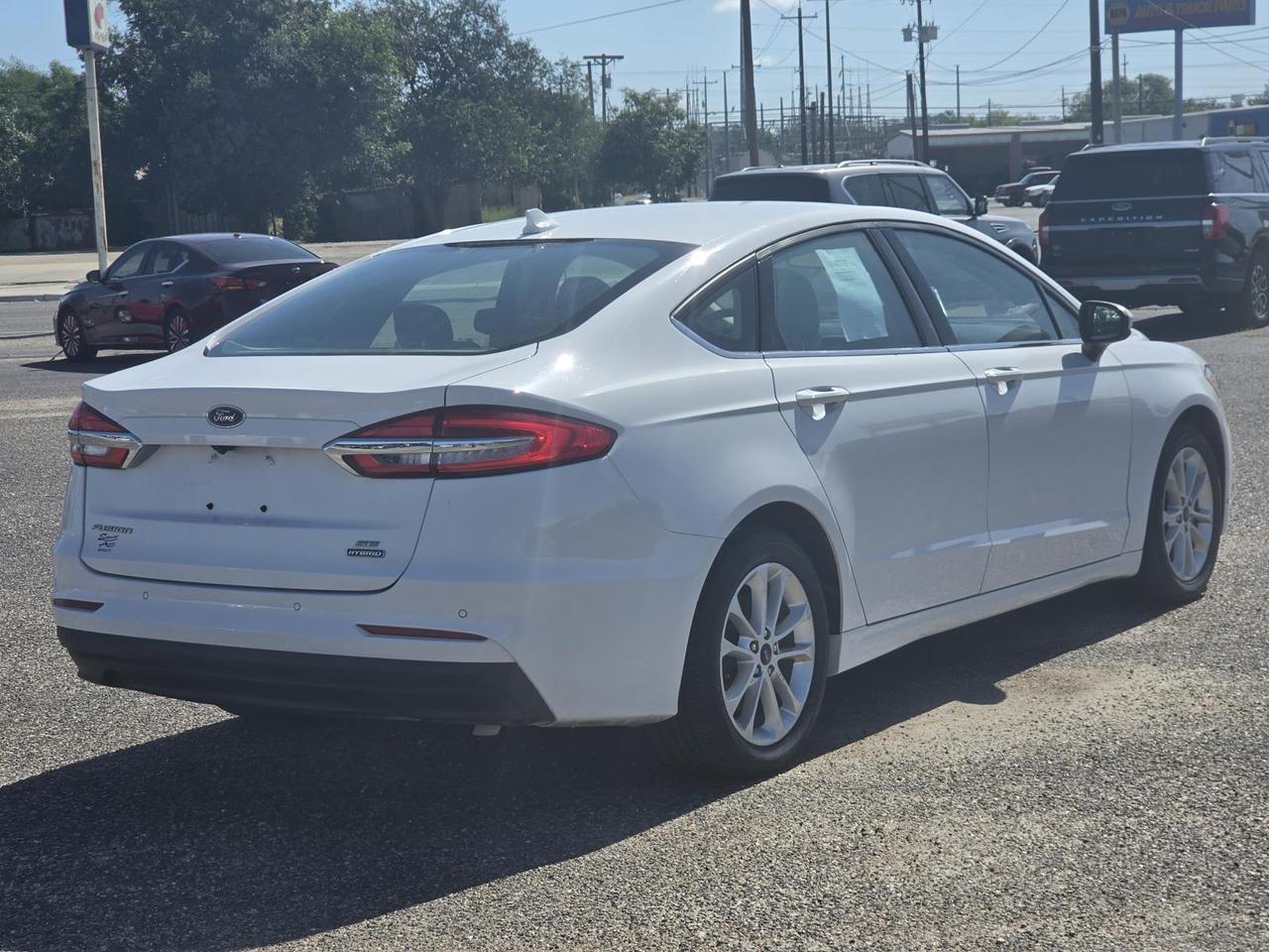 2020 Ford Fusion Hybrid SE FWD Beeville TX
