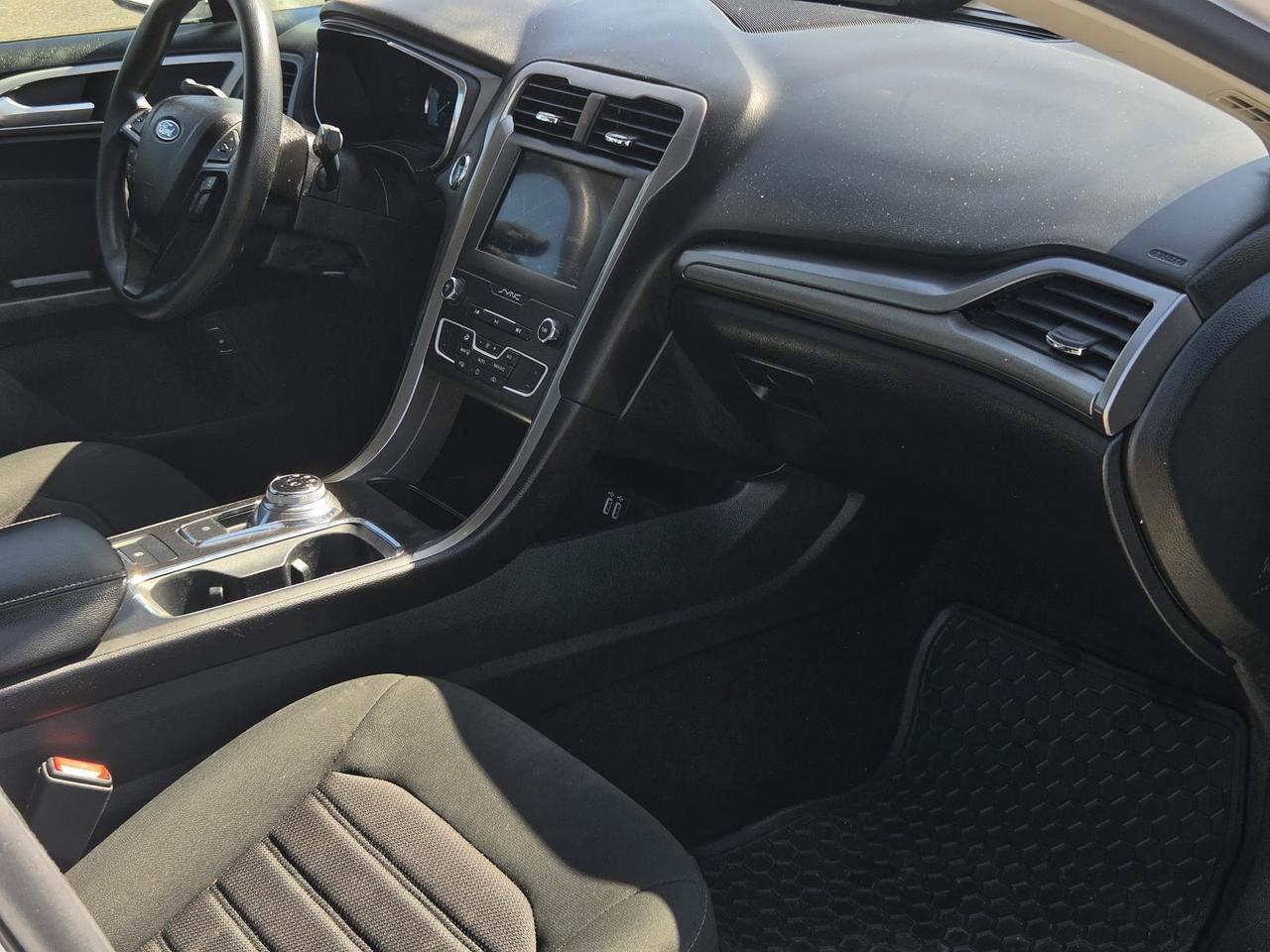 2020 Ford Fusion Hybrid SE FWD Beeville TX