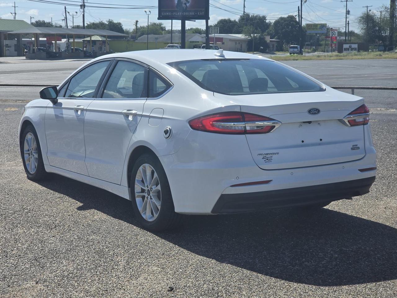2020 Ford Fusion Hybrid SE FWD Beeville TX