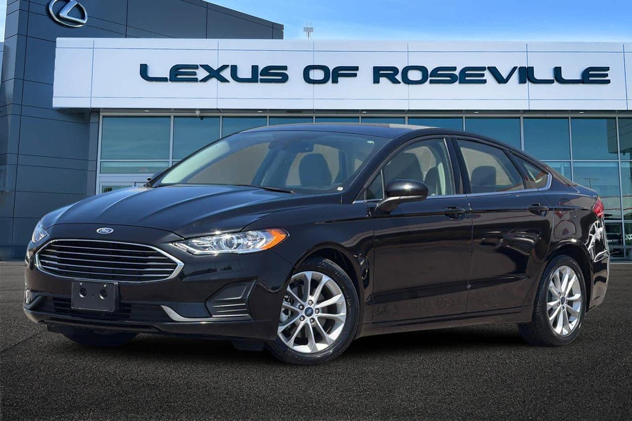 2020 Ford Fusion Hybrid SE