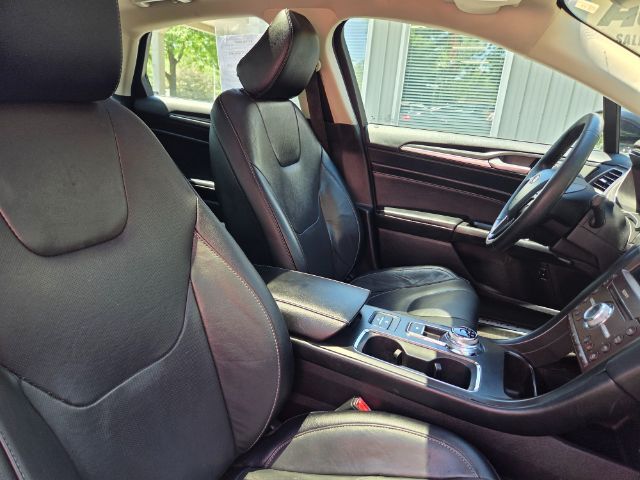 2020 Ford Fusion Hybrid Titanium Elgin IL