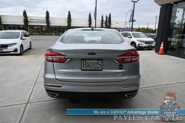 2020 Ford Fusion SE / AWD / 2.0L Ecoboost / Power & Heated Cloth Seats / Blind Spot & Lane Departure Alert / Apple CarPlay & Android Auto / Back Up Camera / Push Button Start / Alloy Wheels / 29 MPG / 1-Owner Anchorage AK