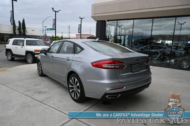 2020 Ford Fusion SE / AWD / 2.0L Ecoboost / Power & Heated Cloth Seats / Blind Spot & Lane Departure Alert / Apple CarPlay & Android Auto / Back Up Camera / Push Button Start / Alloy Wheels / 29 MPG / 1-Owner Anchorage AK