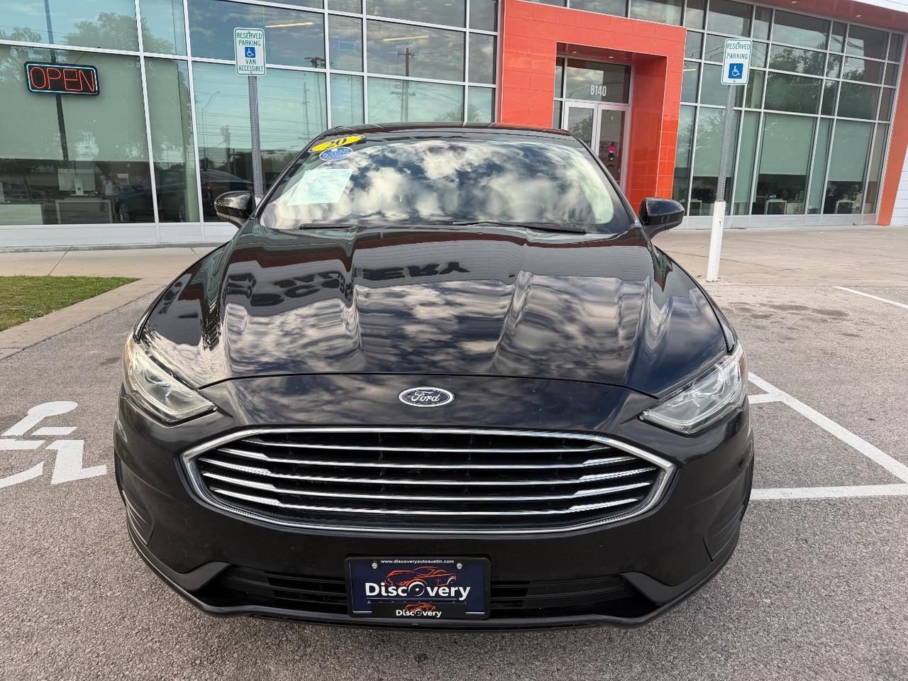 2020 Ford Fusion SE