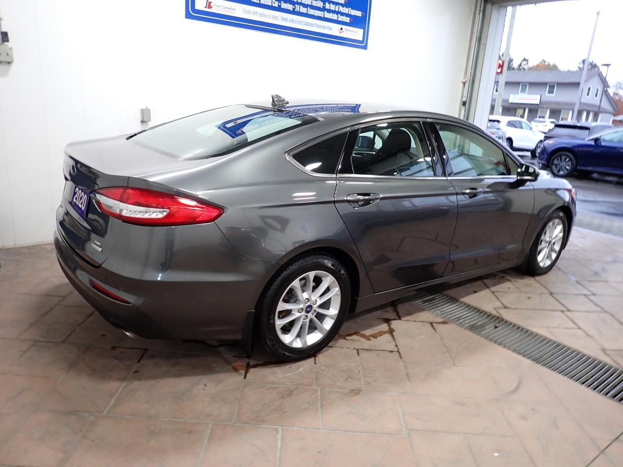 2020 Ford Fusion SE FWD NAVI Listowel ON