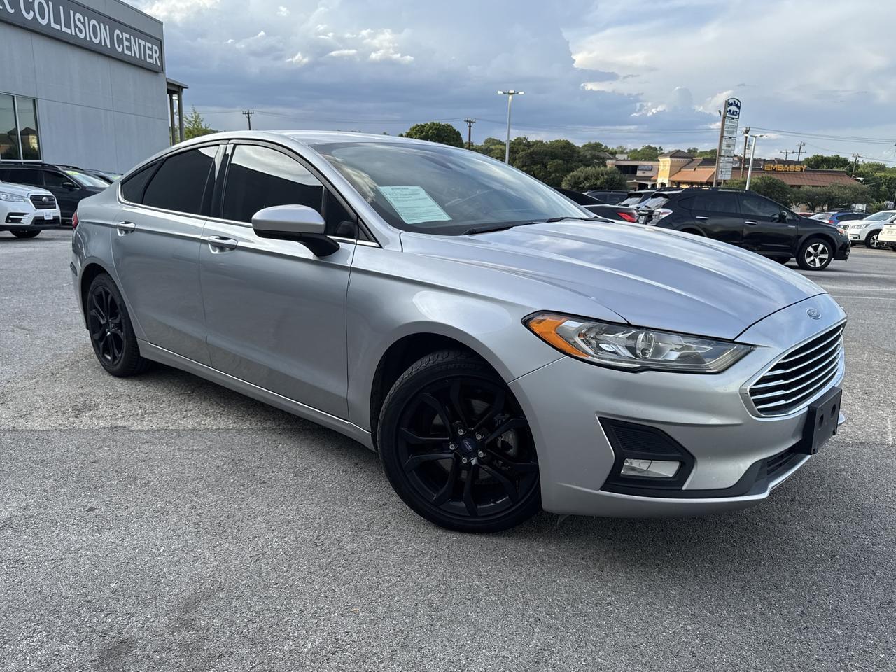 2020 Ford Fusion SE