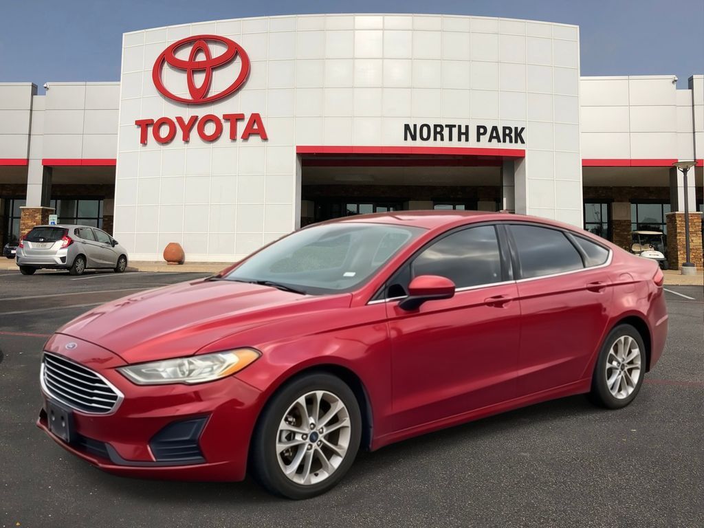 2020 Ford Fusion SE