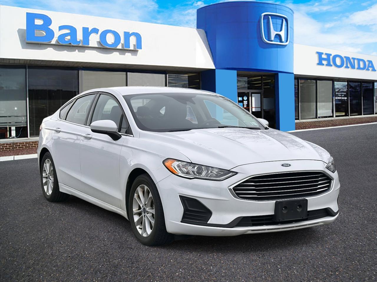 2020 Ford Fusion SE