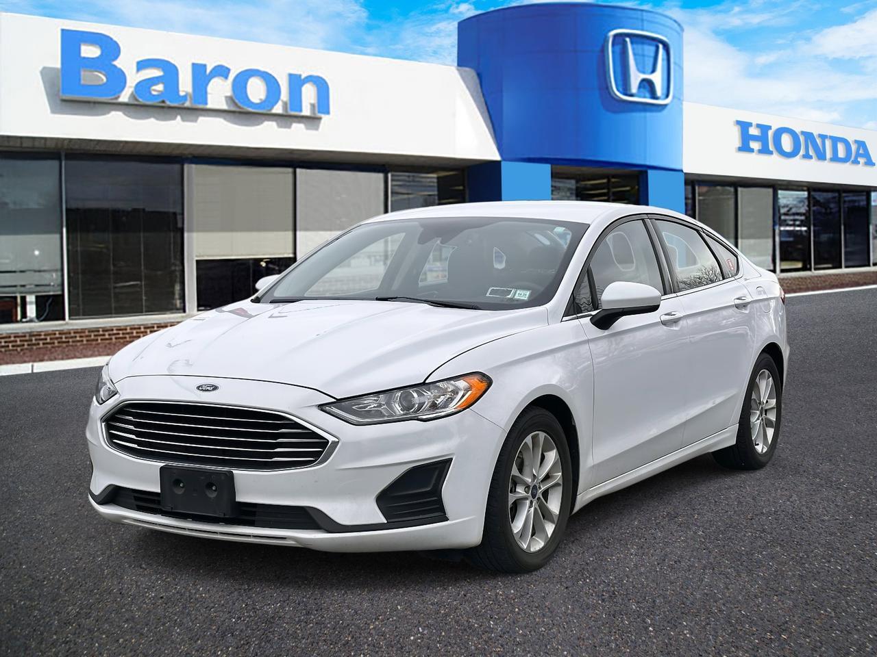 2020 Ford Fusion SE