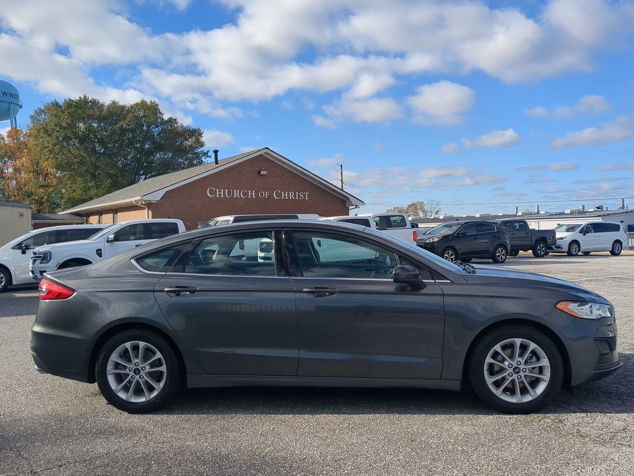 2020 Ford Fusion SE
