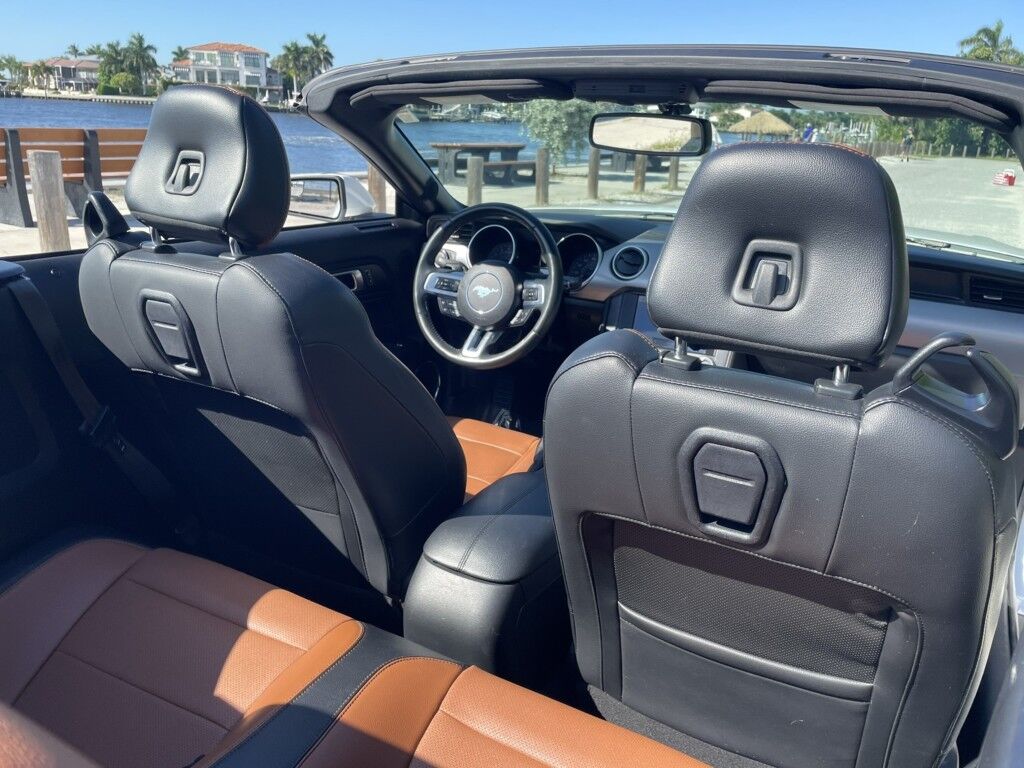 2020 Ford Mustang ECOBOOST PREMIUM~NAVIGATION~POWER SEATS~POWER LOCKS AND WINDOWS~ Sarasota FL