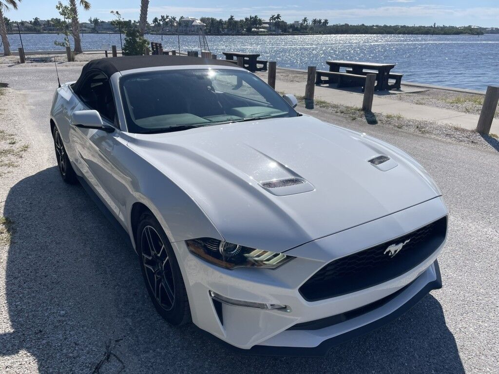 2020 Ford Mustang ECOBOOST PREMIUM~NAVIGATION~POWER SEATS~POWER LOCKS AND WINDOWS~ Sarasota FL