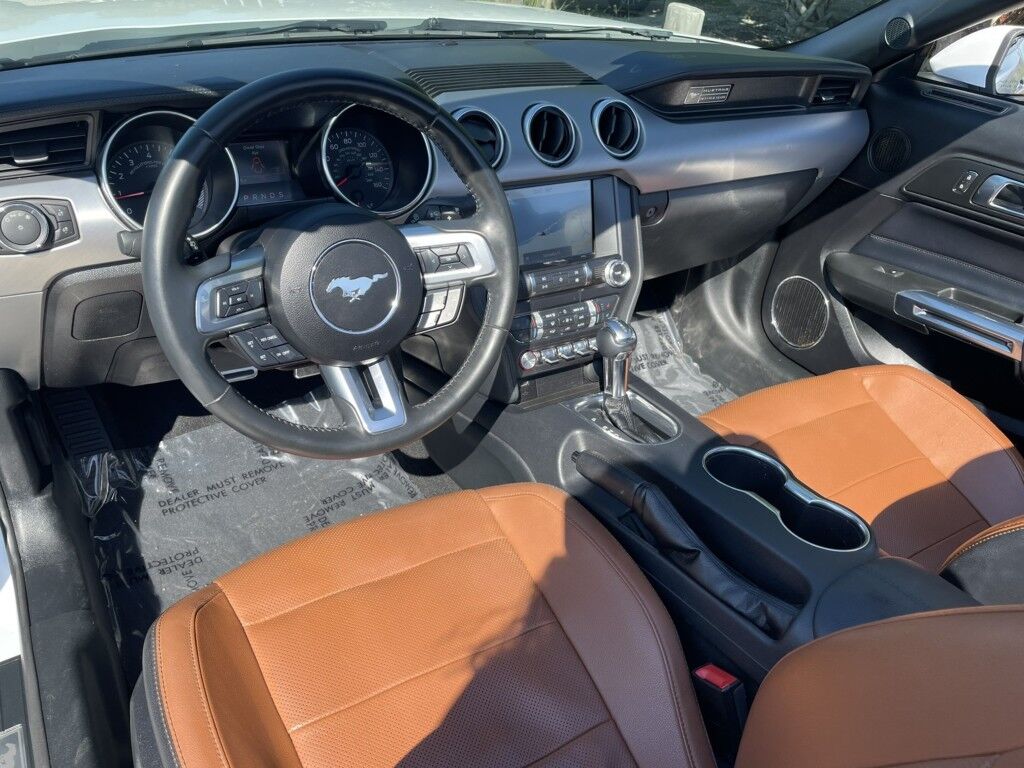 2020 Ford Mustang ECOBOOST PREMIUM~NAVIGATION~POWER SEATS~POWER LOCKS AND WINDOWS~ Sarasota FL
