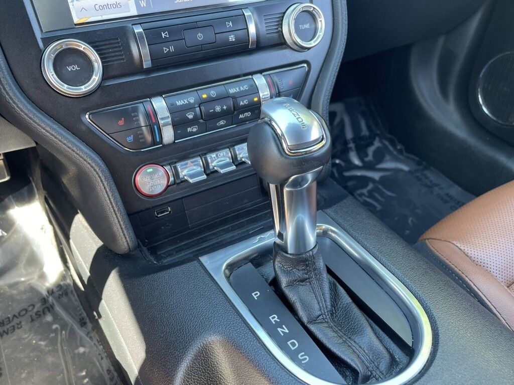 2020 Ford Mustang ECOBOOST PREMIUM~NAVIGATION~POWER SEATS~POWER LOCKS AND WINDOWS~ Sarasota FL