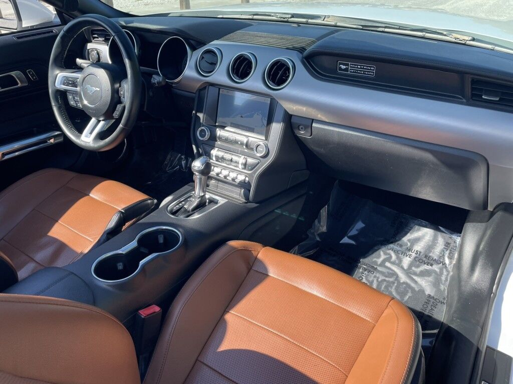 2020 Ford Mustang ECOBOOST PREMIUM~NAVIGATION~POWER SEATS~POWER LOCKS AND WINDOWS~ Sarasota FL