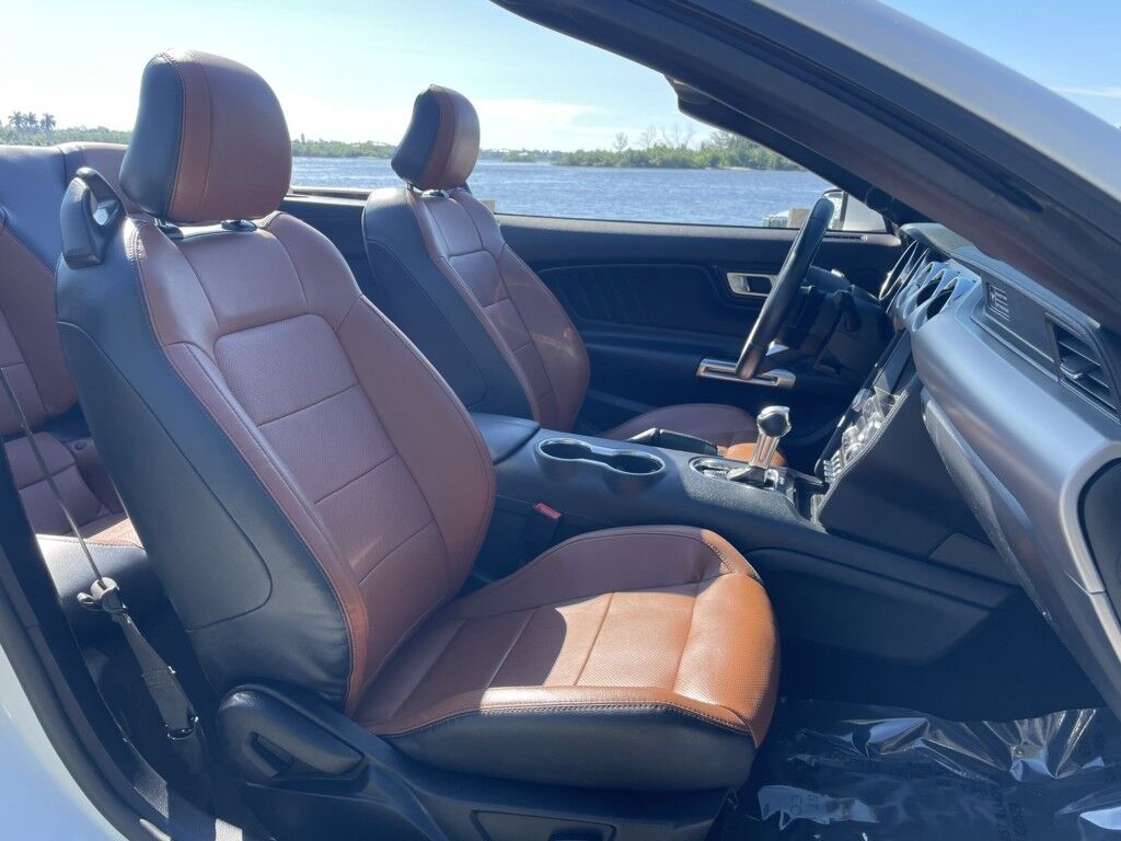 2020 Ford Mustang ECOBOOST PREMIUM~NAVIGATION~POWER SEATS~POWER LOCKS AND WINDOWS~ Sarasota FL