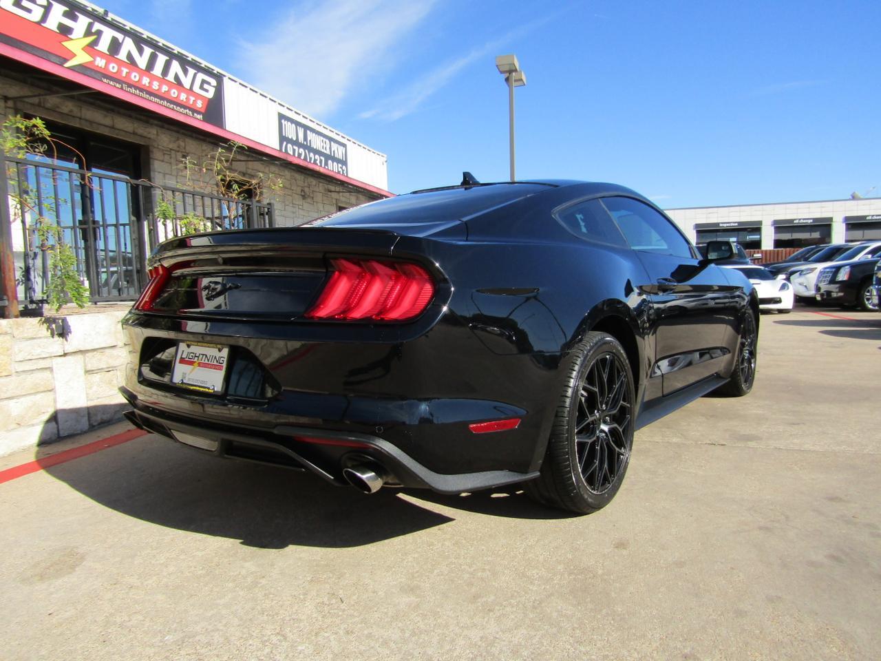 2020 Ford Mustang EcoBoost Fastback Grand Prairie TX