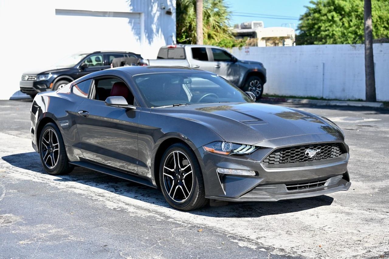 2020 Ford Mustang EcoBoost