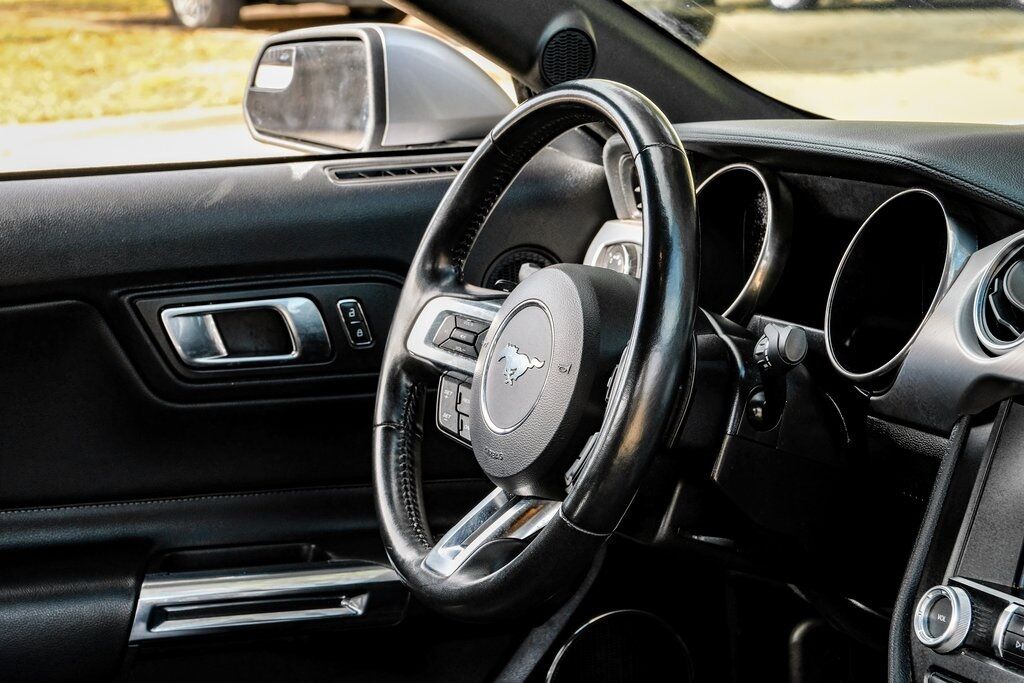 2020 Ford Mustang EcoBoost Premium Bradenton  FL