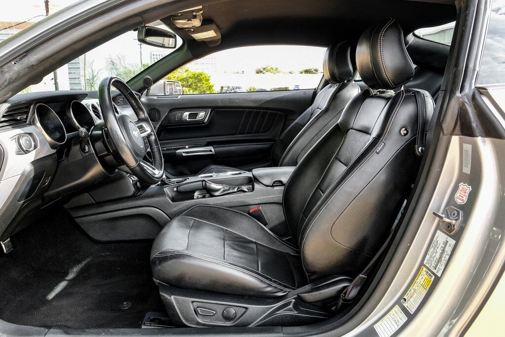 2020 Ford Mustang EcoBoost Premium Bradenton  FL