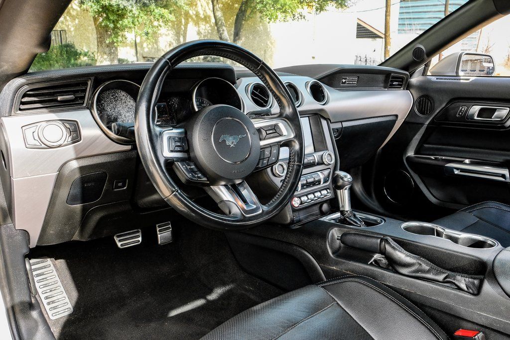 2020 Ford Mustang EcoBoost Premium Bradenton  FL