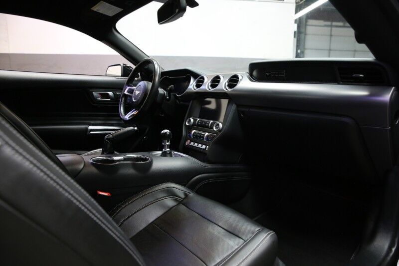 2020 Ford Mustang GT Premium Plainview NY