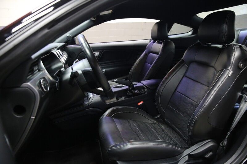 2020 Ford Mustang GT Premium Plainview NY