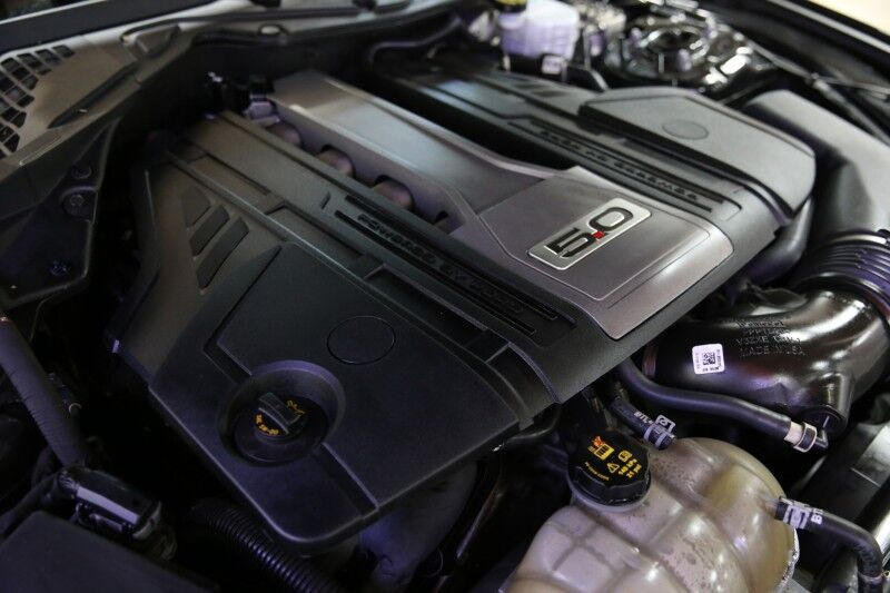 2020 Ford Mustang GT Premium Plainview NY