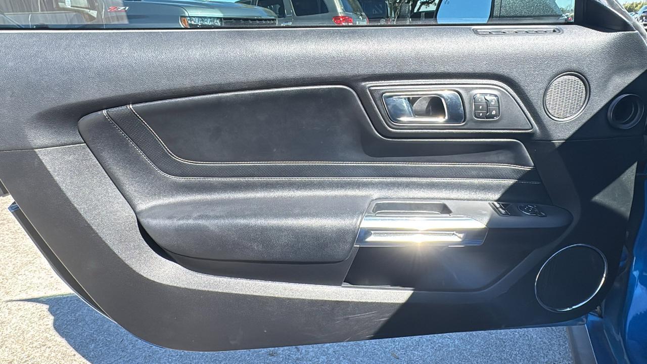 2020 Ford Mustang I4  Selma TX