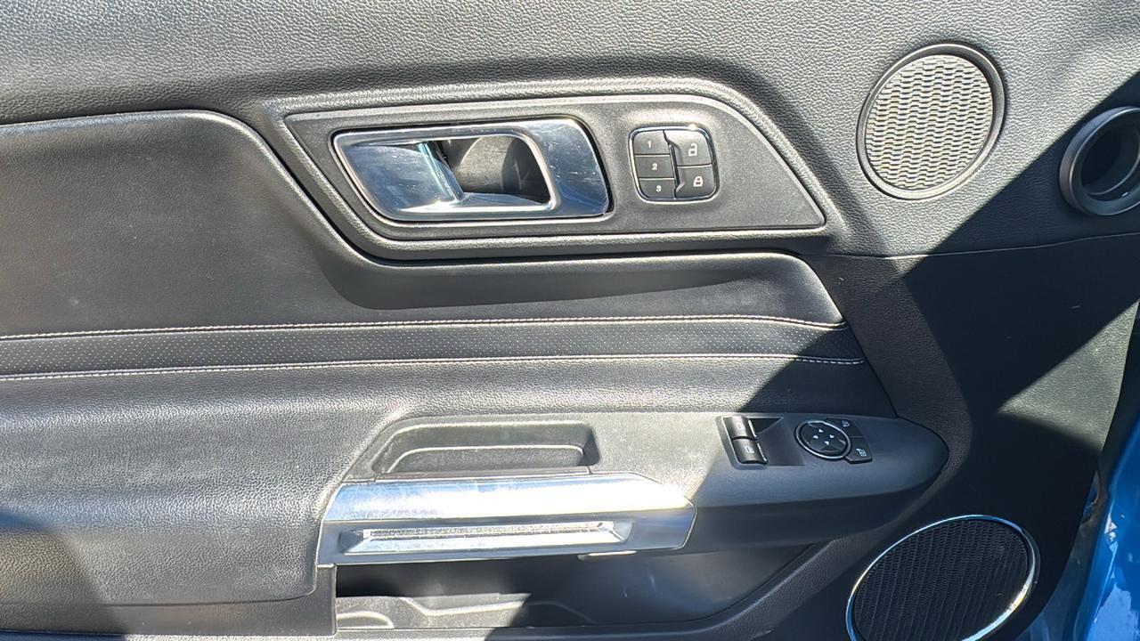 2020 Ford Mustang I4  Selma TX