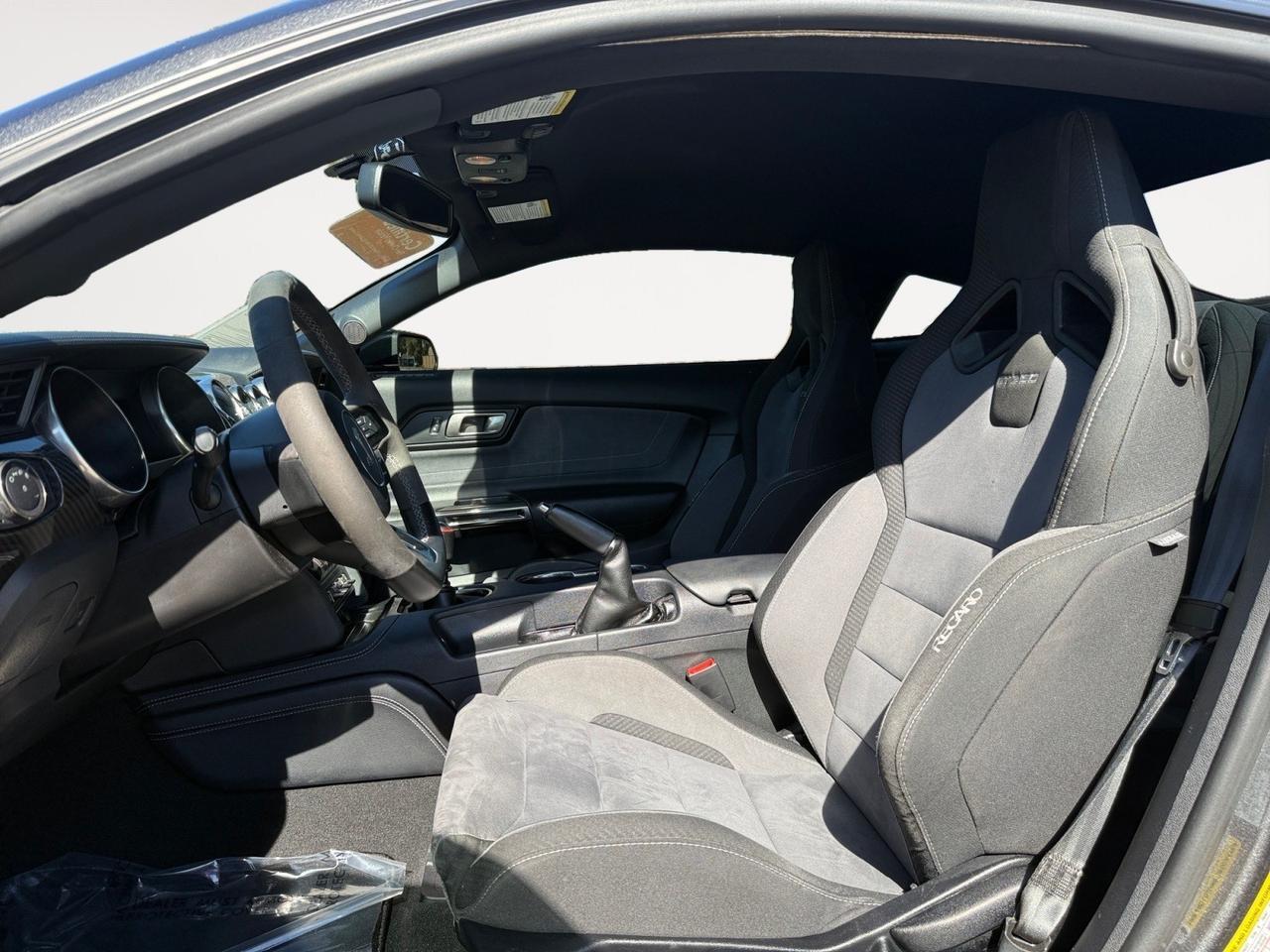 2020 Ford Mustang Shelby GT350, REAR SPOILER, UNIVERSAL GARAGE DOOR OPENER, POWER MIRRORS, BLUETOOTH, BACKUP CAMERA, LOW MILES, MUSCLE HAS NEVER LOOKED SO GOOD COME AND TEST DRIVE THIS MUSTANG TODAY!