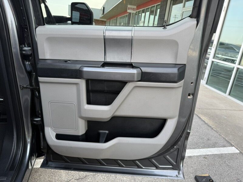 2020 Ford Super Crew F-350 DRW 4x4 Diesel XLT Leather Collinsville OK