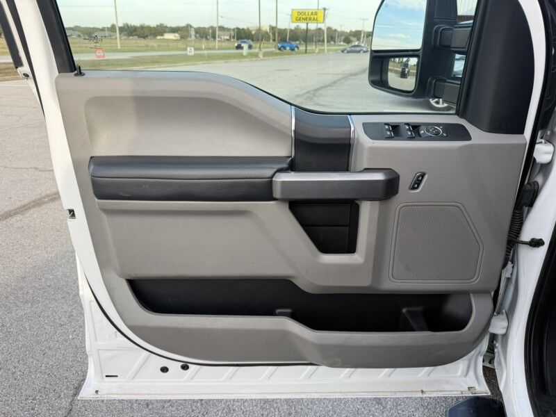 2020 Ford Super Crew F-350 DRW Diesel Utility XLT Collinsville OK