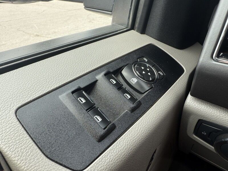 2020 Ford Super Crew F-350 DRW Diesel Utility XLT Collinsville OK
