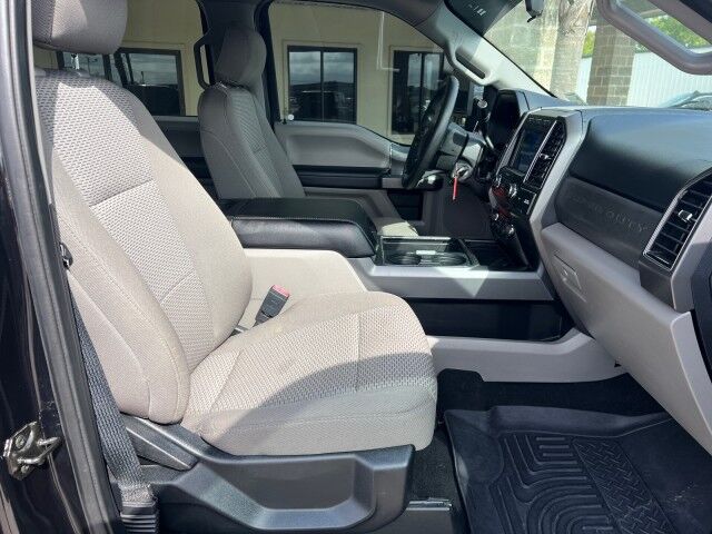 2020 Ford Super Duty F-250 Crew Cab 4WD XLT Lafayette LA