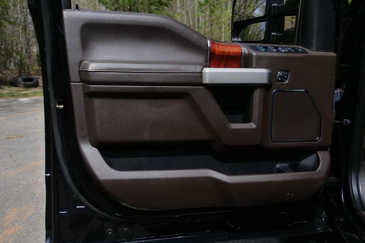 2020 Ford Super Duty F-250 King Ranch 4X4 / Turbo Diesel / Pano Sunroof! Lincolnton NC