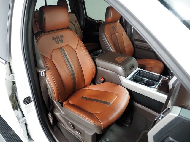 2020 Ford Super Duty F-250 King Ranch Crew Cab 4WD *6.7L DIESEL, ULTIMATE PKG, NAVIGATION, ADAPTIVE CRUISE, SAFETY ALERTS, 360 CAMERAS, TWIN PANEL MOONROOF, LEATHER, CLIMATE SEATS, HEATED STEERING, BANG & OLUFSEN, WIRELESS CHARGING Round Rock TX