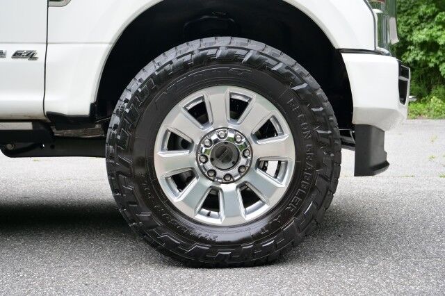 2020 Ford Super Duty F-250 Platinum 4X4 / Massage Seats / Diesel / Nitto Tires! High Point NC