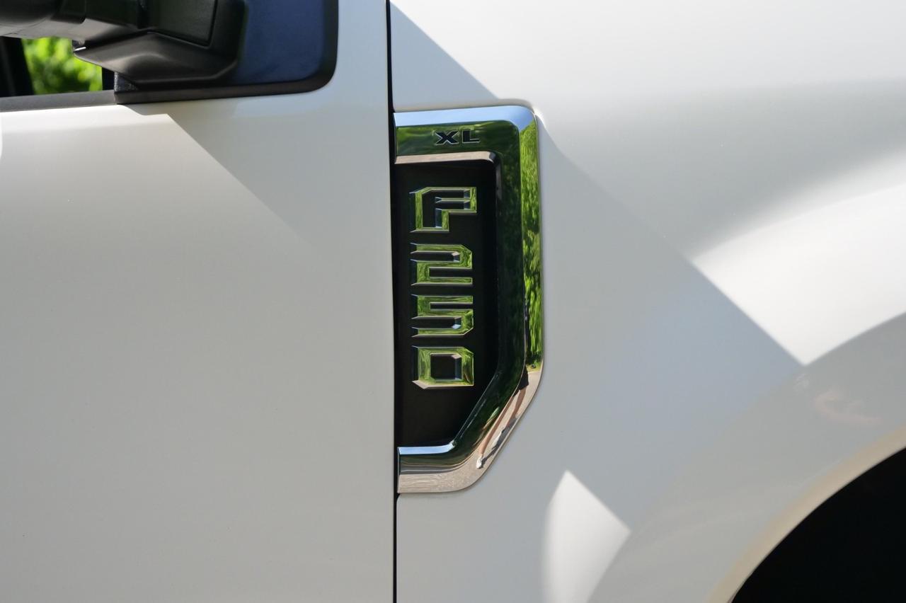 2020 Ford Super Duty F-250 XL 4X4 / V8 Diesel / Power Equipment Group! Lincolnton NC