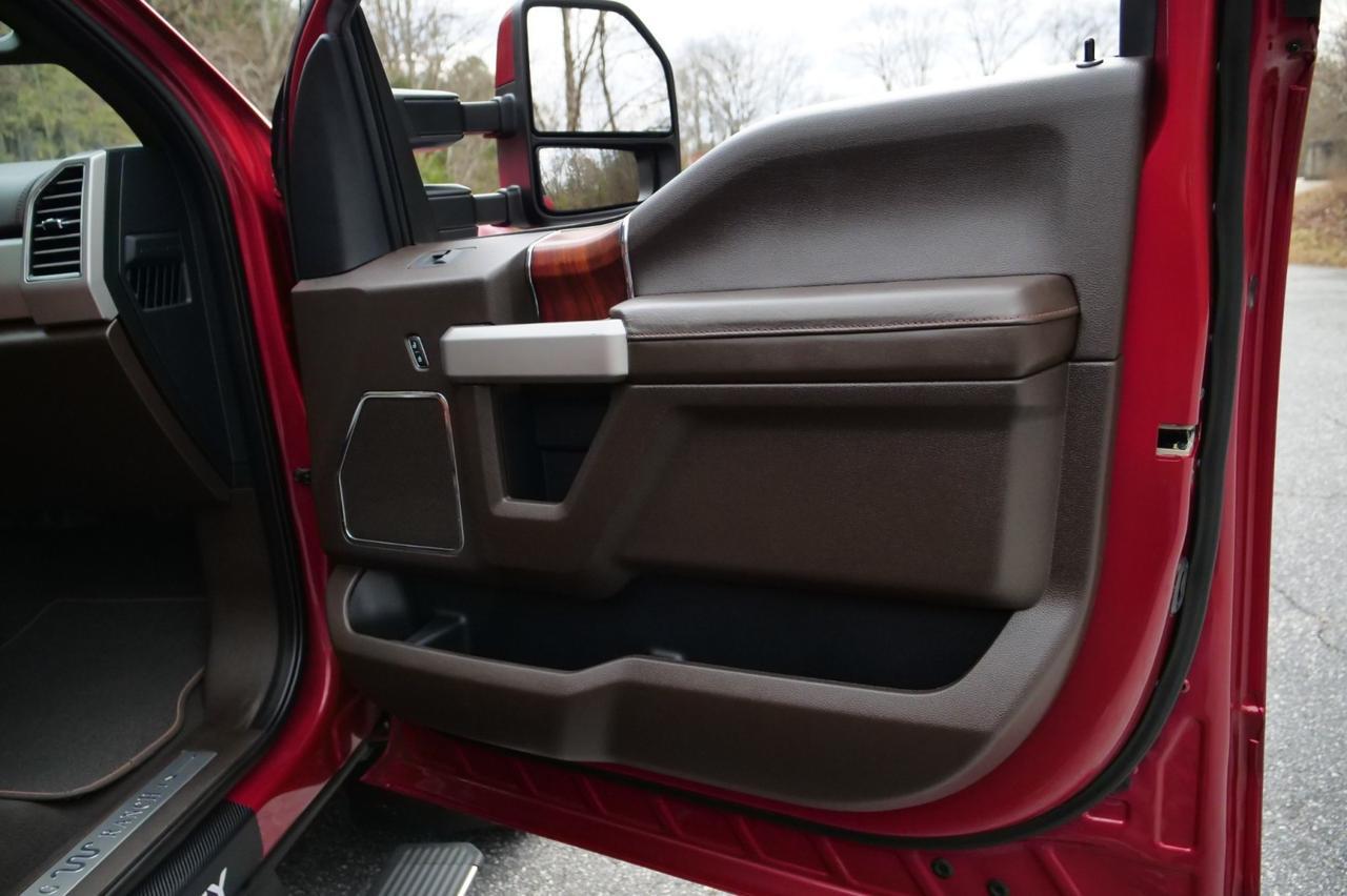 2020 Ford Super Duty F-350 King Ranch 4X4 / Ultimate Package / V8 Diesel! Lincolnton NC