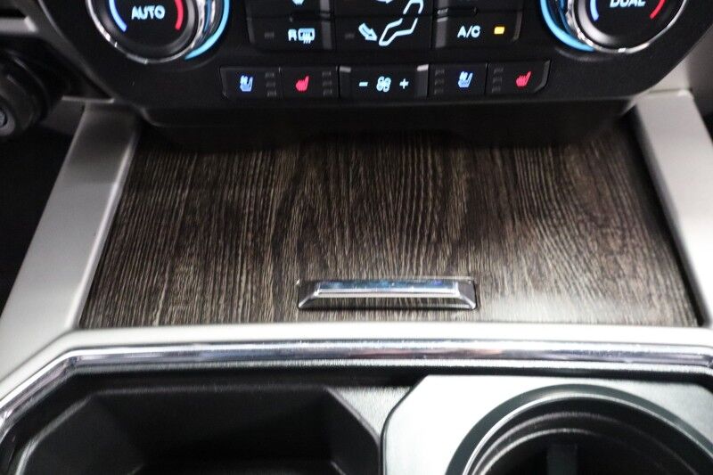2020 Ford Super Duty F-350 LARIAT Ultimate Dually 6.7L Diesel GPS Camera NEW Tires FREE WARRANTY Arlington TX