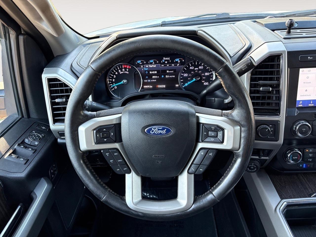 2020 Ford Super Duty F-350 SRW LARIAT, BED LINER, TOW PACKAGE, RUNNING BOARDS, BACKUP CAMERA, REMOTE START, LANE KEEP, FORWARD COLLISION, HEATED & COOLING SEATS, TAILGATE STEPS, CHROME WHEELS, APPLE CARPLAY/ANDROID AUTO, CLEAN CARFAX, GO SUPER DUTY IN THIS F-350! Virginia Beach VA